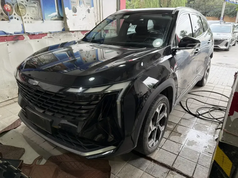 Geely Atlas L Boyue L 2023 1.5TD DCT Premium 2023 — photo 1, buy with delivery to Moscow