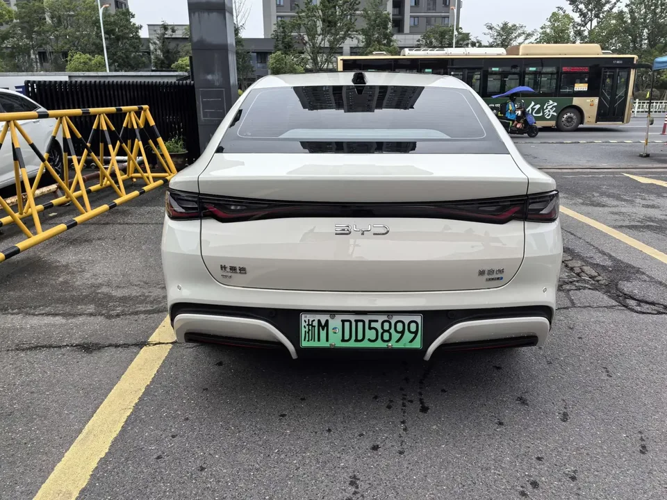 BYD Seal 06EV Seal 06EV 2025 545KM Premium Model 2026 — thumbnail 2