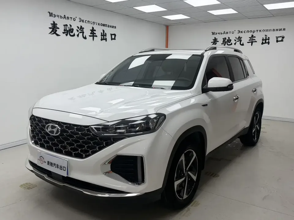 Hyundai ix35 Hyundai ix35 2021 240T GDi DCT 2WD Leading Edition GLS 2022 — photo 1, buy with delivery to Moscow