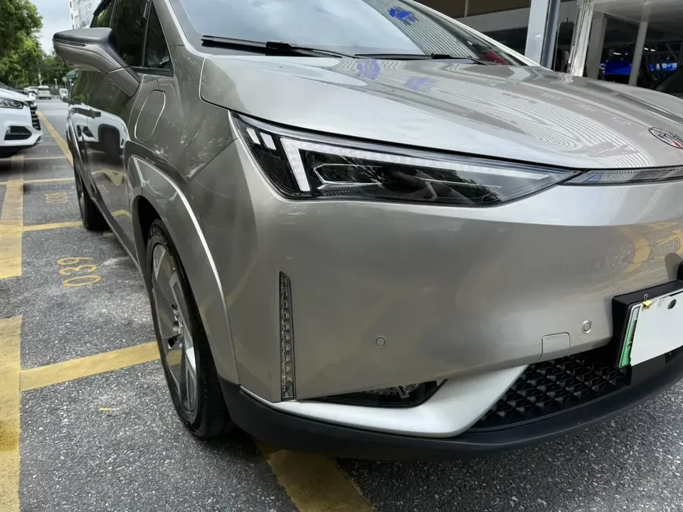HYCAN Hechuang Z03 Hechuang Z03 2022 510 Trendy Smart Edition 64.23kWh 2022 — thumbnail 2