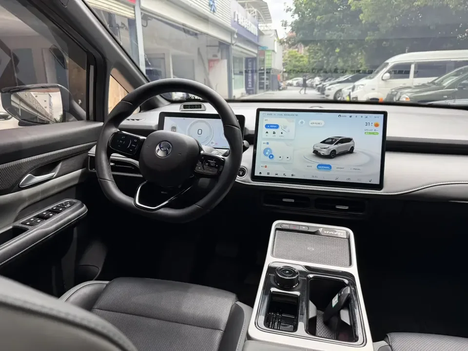 HYCAN Hechuang Z03 Hechuang Z03 2022 510 Trendy Smart Edition 64.23kWh 2022 — thumbnail 4