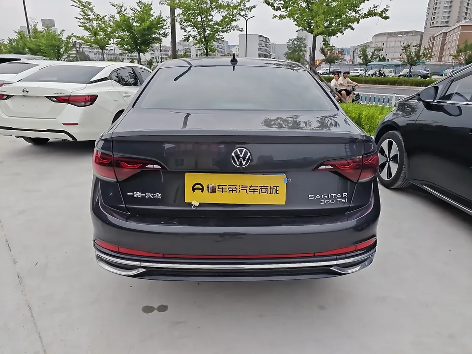 Volkswagen Sagitar Sagitar 2023 300TSI DSG Beyond Edition 2024 — миниатюра 2