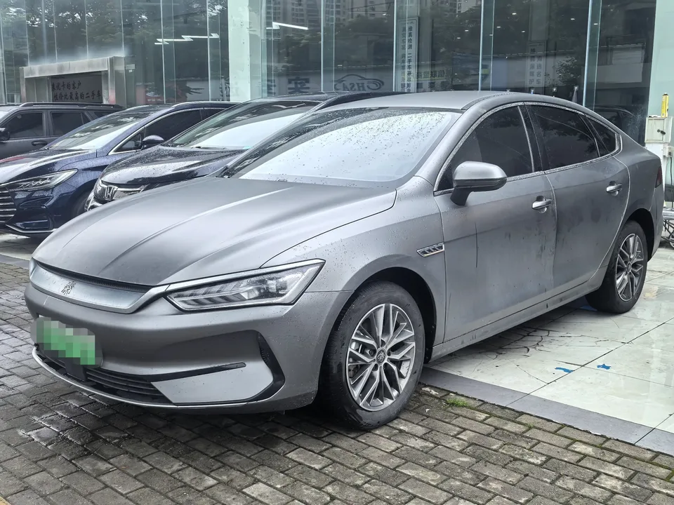 BYD Qin PLUS EV Qin PLUS EV 2024 Honor Edition 420KM Leading Model 2024 — photo 1, buy with delivery to Moscow