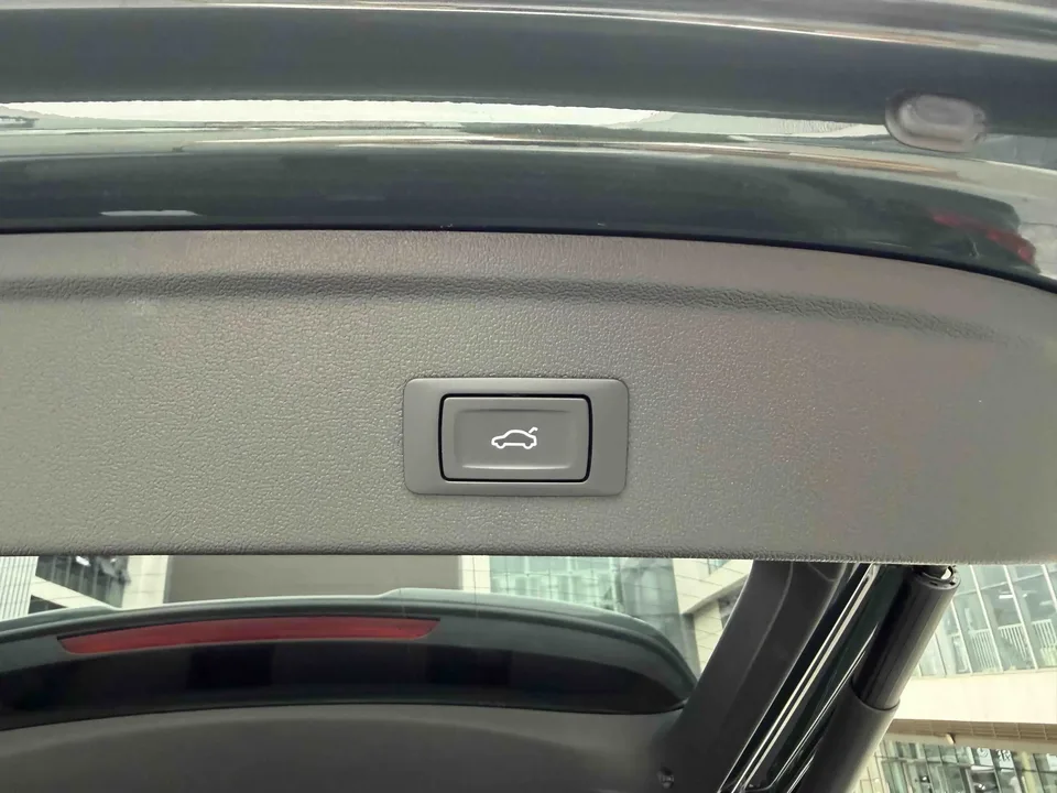 Audi A3 Audi A3 2022 Sportback 35 TFSI Stylish and sporty 2022 — thumbnail 3