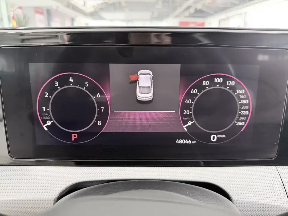 Volkswagen Lamando Lingdu 2022 Lingdu L 280TSI DSG Cool Edition 2023 — thumbnail 4