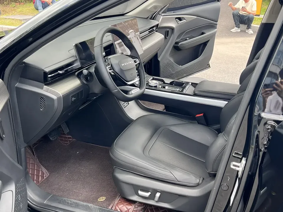 Wuling Starlight EV Wuling Starlight EV 2024 Co-creation version 510 advanced version 2025 — thumbnail 3