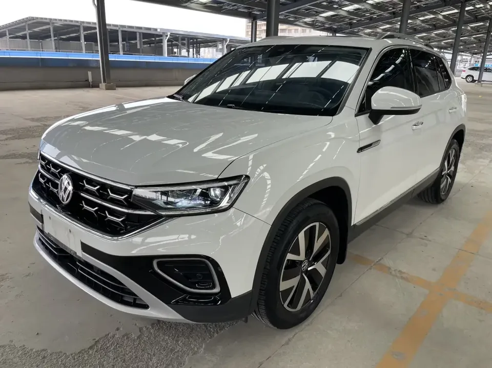 Volkswagen Tayron Tanyue 2023 280TSI 2WD Luxury Plus Advanced Edition 2022 — фото 1, купить с доставкой в Москву