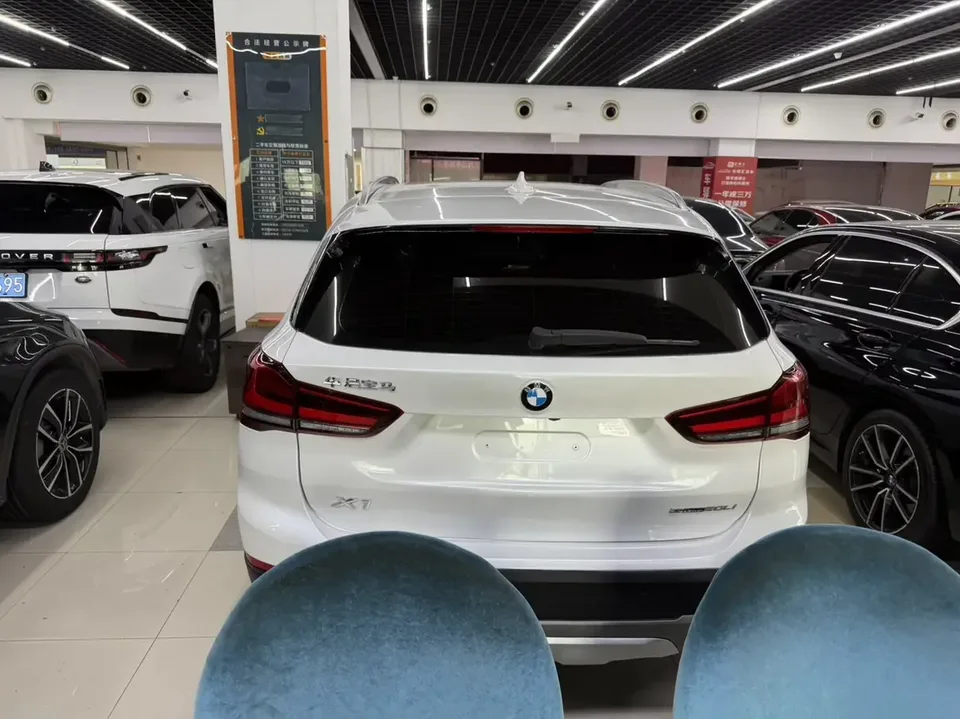 BMW X1 BMW X1 2022 sDrive20Li Fashion 2022 — thumbnail 2