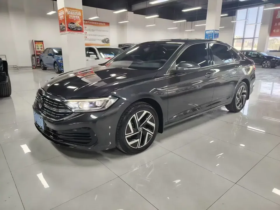 Volkswagen Sagitar Sagitar 2024 300TSI DSG Flying Edition 2024 — photo 1, buy with delivery to Moscow