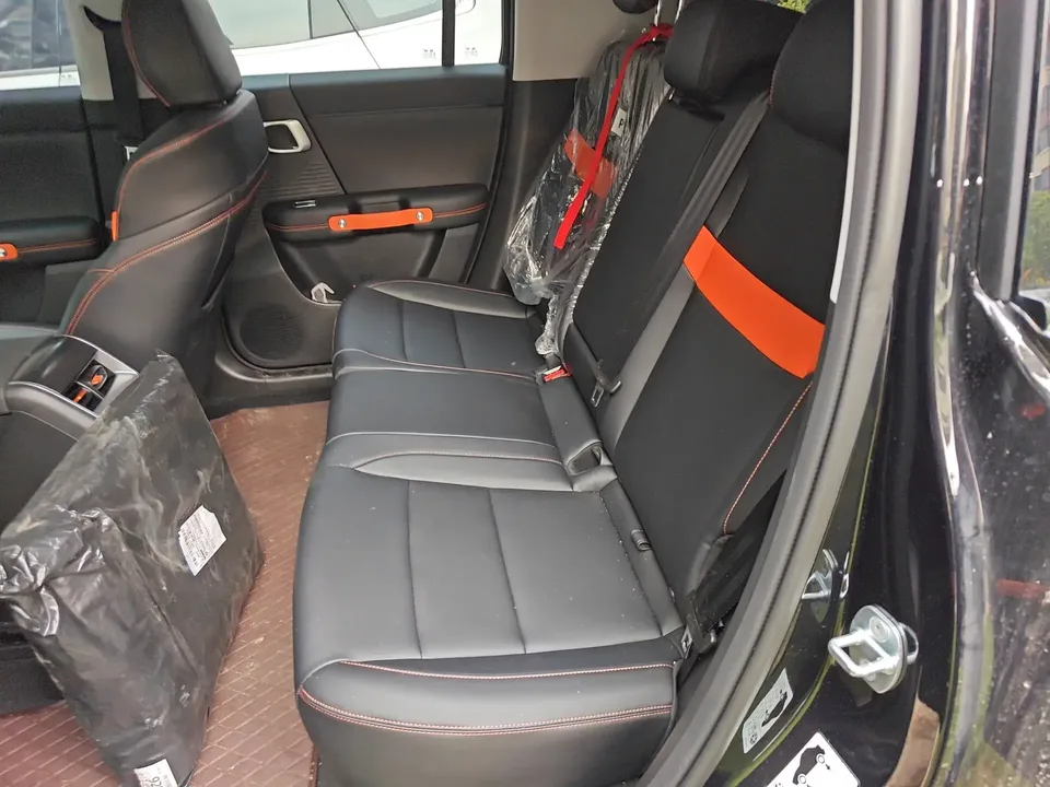 BAIC Beijing Off-road BJ30 Beijing Off-road BJ30 2026 Traveler 1.5T DCT Standard Edition 2026 — thumbnail 3