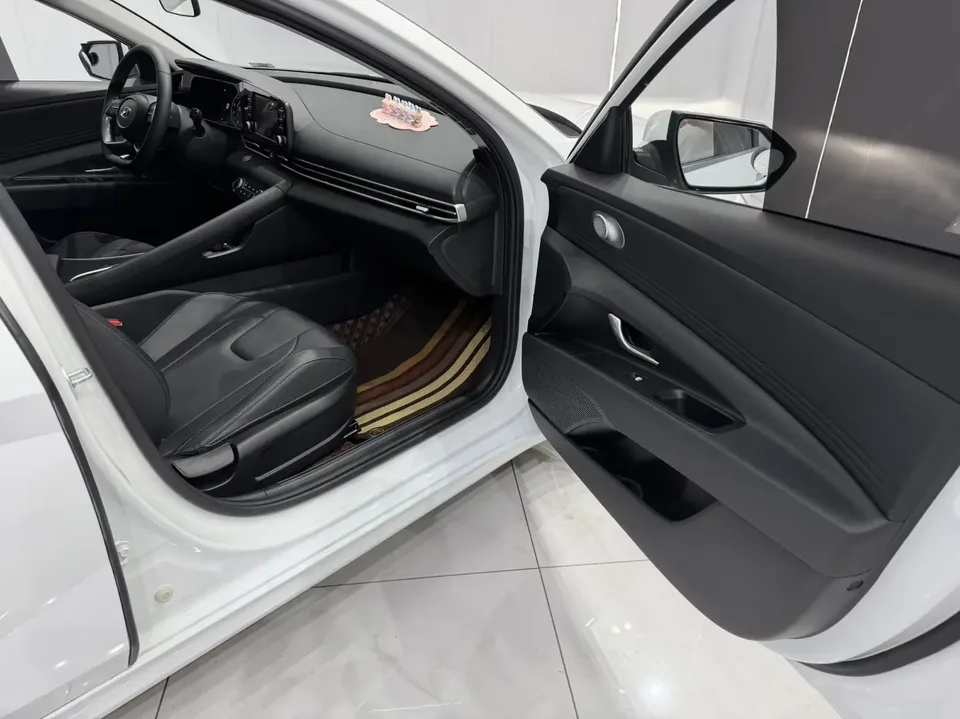 Hyundai Elantra Elantra 2022 1.5L CVT GLX Elite Edition 2023 — thumbnail 3