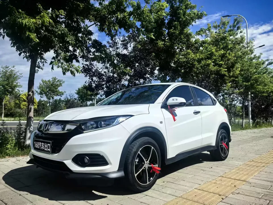 Honda VEZEL Binzhi 2022 1.5L CVT Phantom Night Pioneer Edition 2022 — photo 1, buy with delivery to Moscow