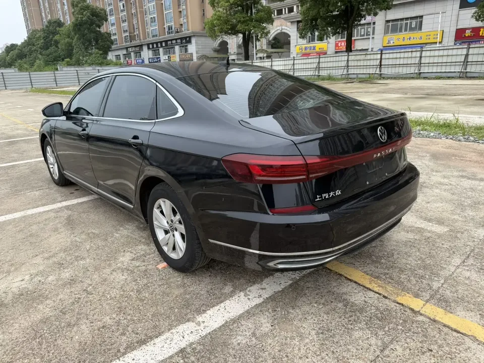 Volkswagen Passat Passat 2022 280TSI Elite Edition 2022 — миниатюра 2