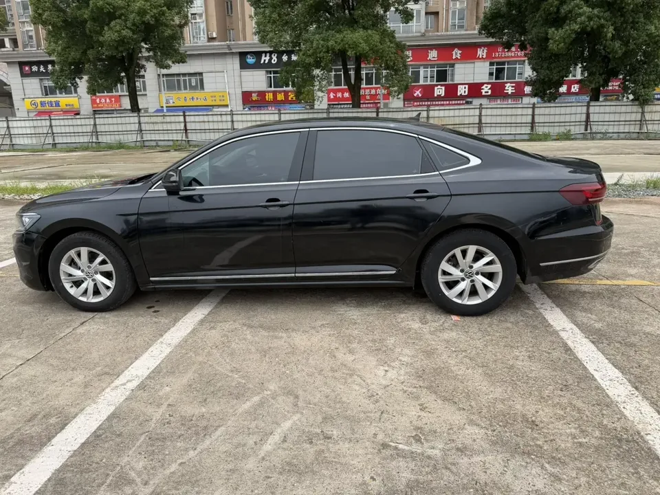 Volkswagen Passat Passat 2022 280TSI Elite Edition 2022 — миниатюра 4