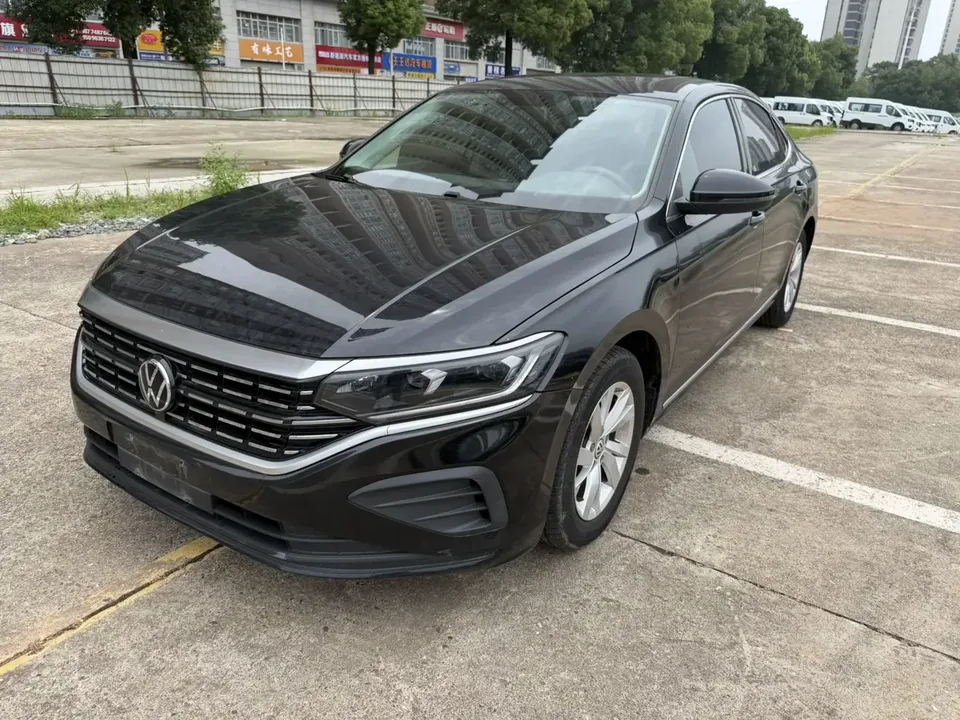 Volkswagen Passat Passat 2022 280TSI Elite Edition 2022 — photo 1, buy with delivery to Moscow