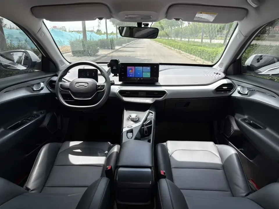 Geely Geometry A Geely Geometry A 2024 410KM Travel Edition 2023 — thumbnail 3