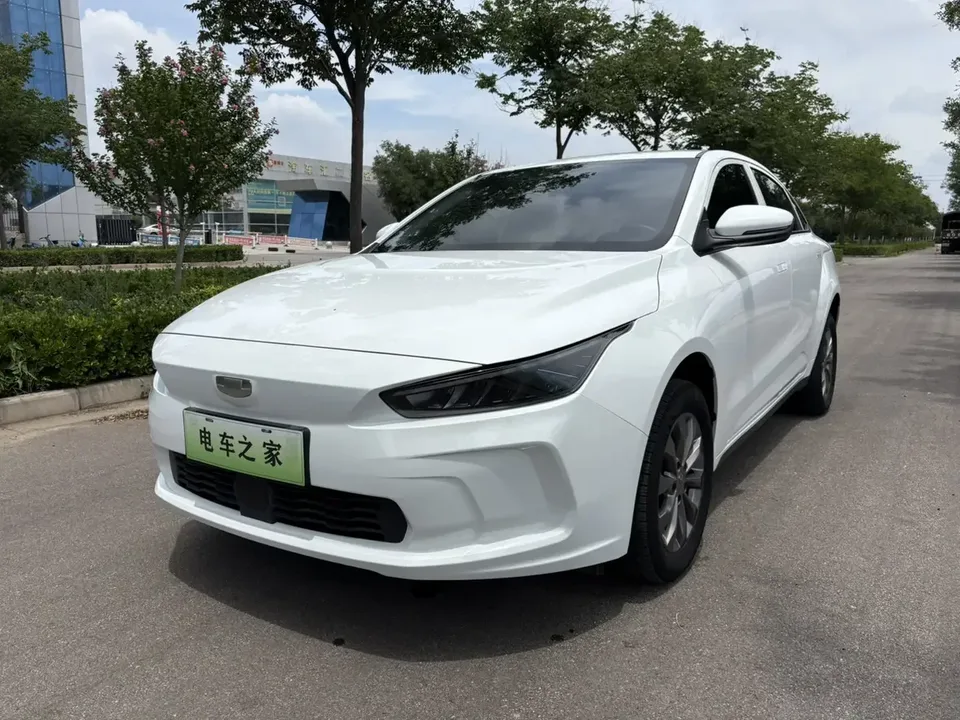 Geely Geometry A Geely Geometry A 2024 410KM Travel Edition 2023 — photo 1, buy with delivery to Moscow