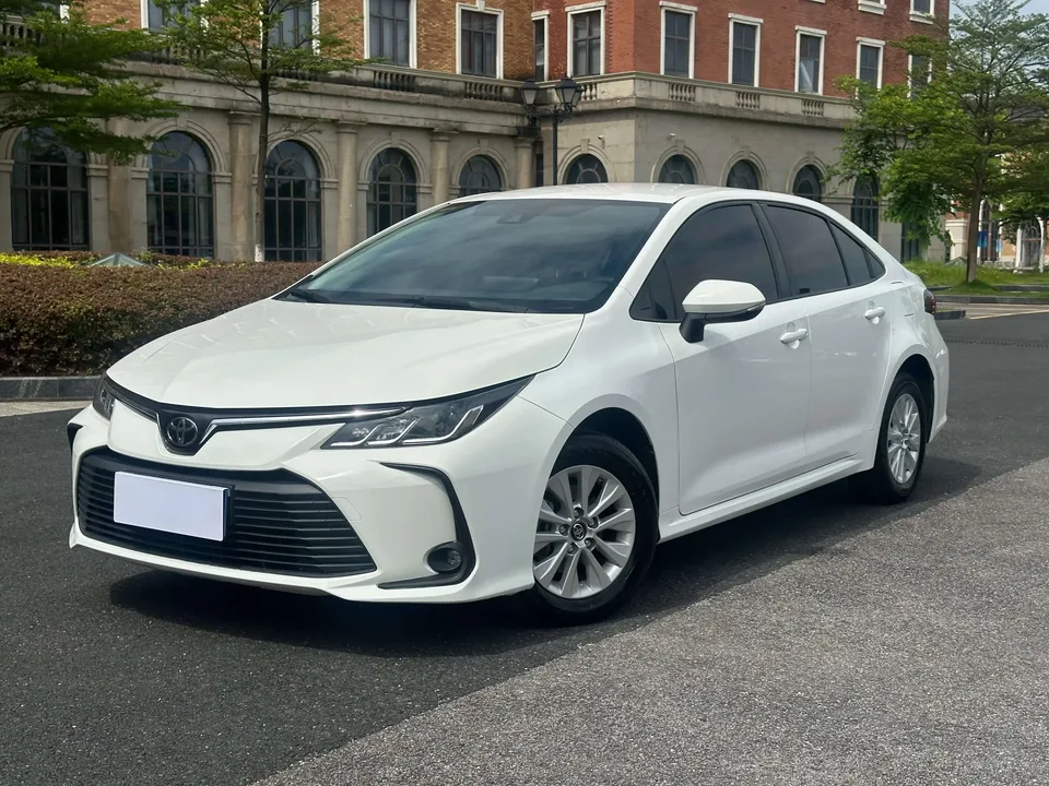 Toyota Corolla Corolla 2022 1.2T S-CVT Pioneer PLUS Edition 2022 — photo 1, buy with delivery to Moscow