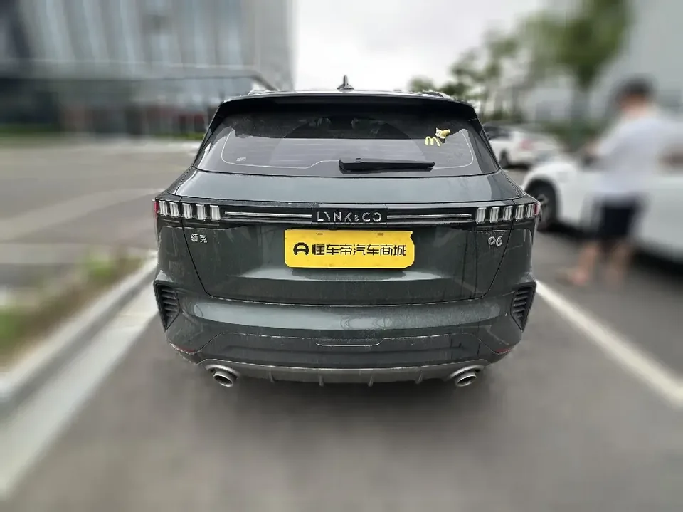 Lynk & Co 06 Lynk & Co 06 2023 Remix 1.5T Hero 2024 — миниатюра 2