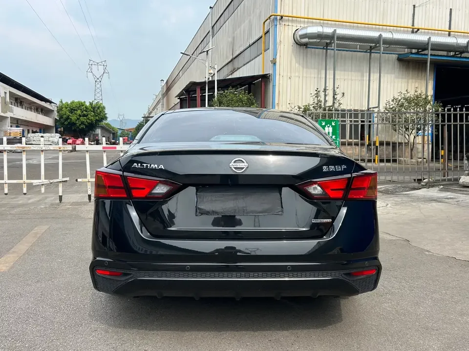 Nissan Altima Sound of nature 2021 2.0L XL Comfort Edition 2022 — thumbnail 2