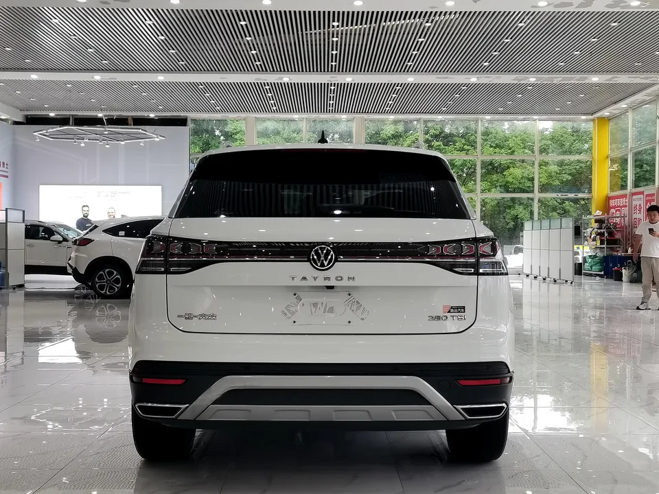 Volkswagen Tayron Tanyue 2023 280TSI 2WD Luxury Plus Advanced Edition 2022 — thumbnail 2