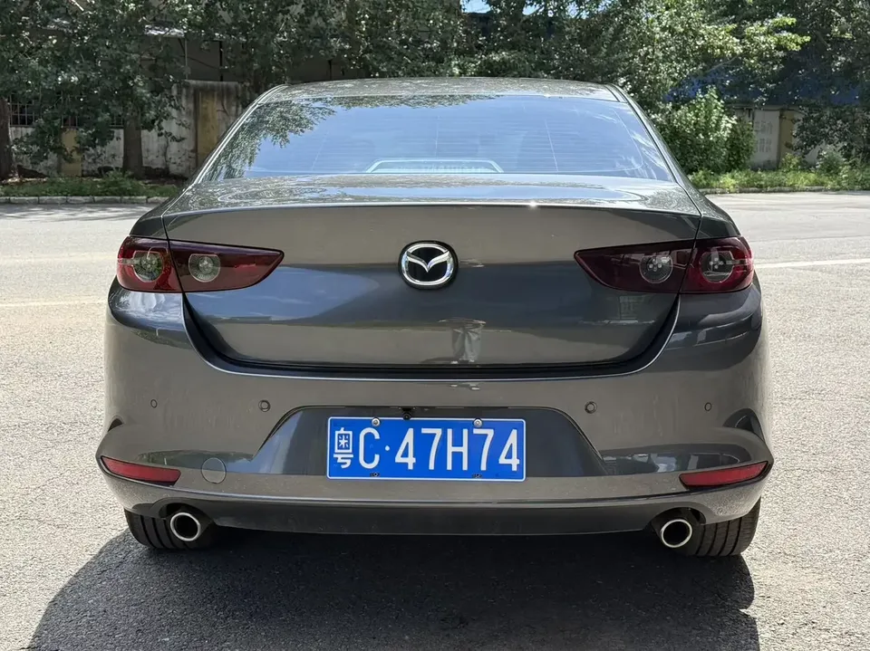 Mazda Axela Mazda3 Angkesela 2023 2.0L Automatic Elegant Edition 2023 — thumbnail 2