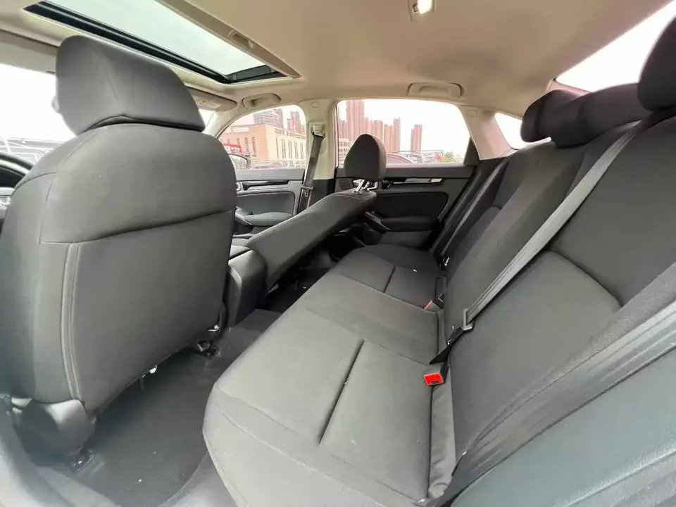 Honda CIVIC Civic 2022 240TURBO CVT Dynamic C-position Special Edition 2023 — thumbnail 3