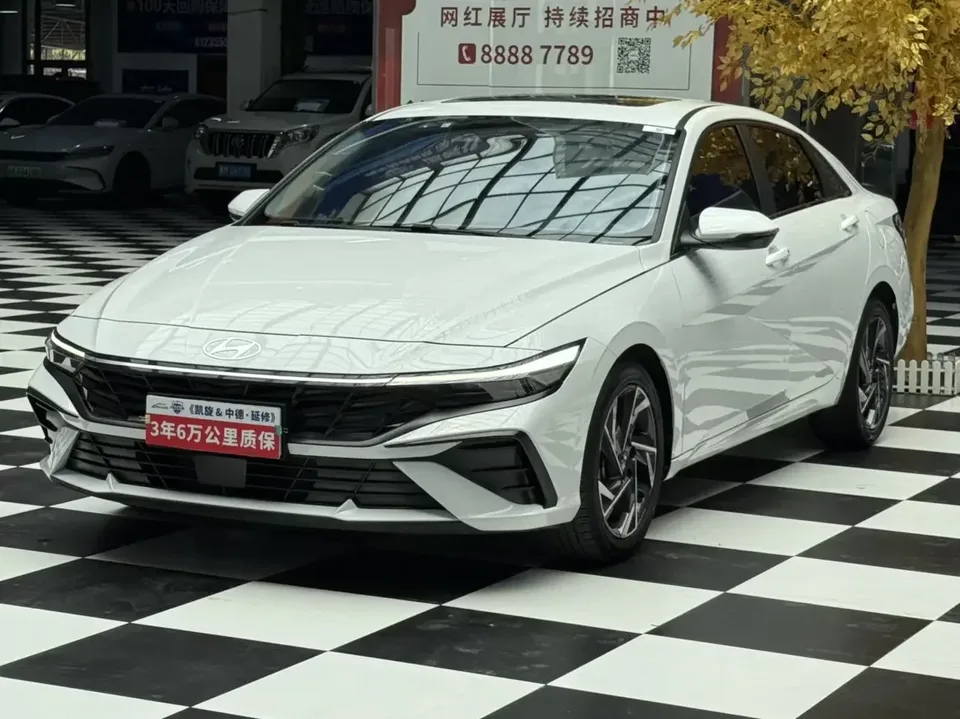 Hyundai Elantra Elantra 2023 1.5L CVT LUX Premium Edition 2023 — photo 1, buy with delivery to Moscow