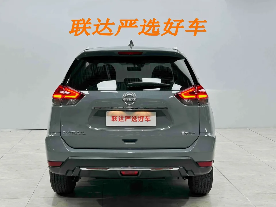 Nissan X-Trail Qijun 2025 Honor 2.0L 2WD Leading Edition 2025 — thumbnail 2