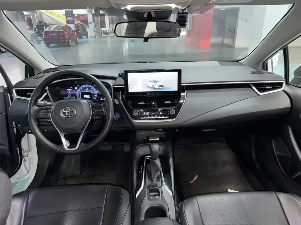 Toyota Levin Lei Ling 2023 Hybrid 1.8L Deluxe Edition 2023 — thumbnail 2