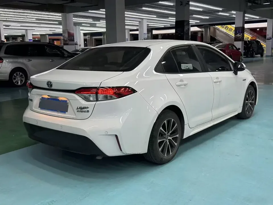 Toyota Levin Lei Ling 2023 Hybrid 1.8L Deluxe Edition 2023 — thumbnail 4