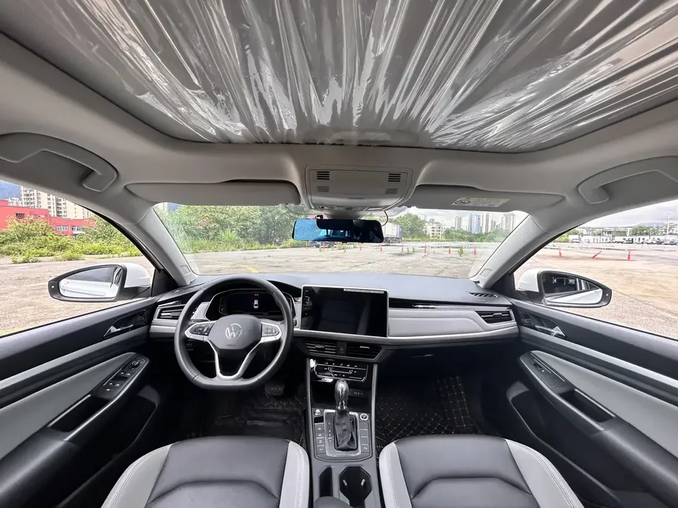 Volkswagen Bora Bora 2023 280TSI DSG Premium Edition 2023 — thumbnail 3