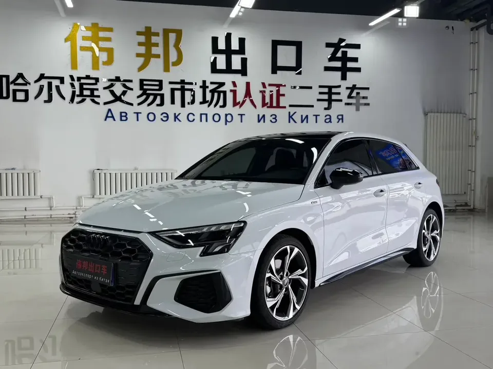 Audi A3 Audi A3 2023 Sportback 35 TFSI Luxury Sports 2023 — photo 1, buy with delivery to Moscow