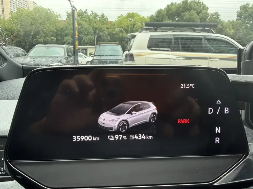 Volkswagen ID.3 Volkswagen ID.3 2023 Upgraded Pure Smart Edition 2023 — thumbnail 3