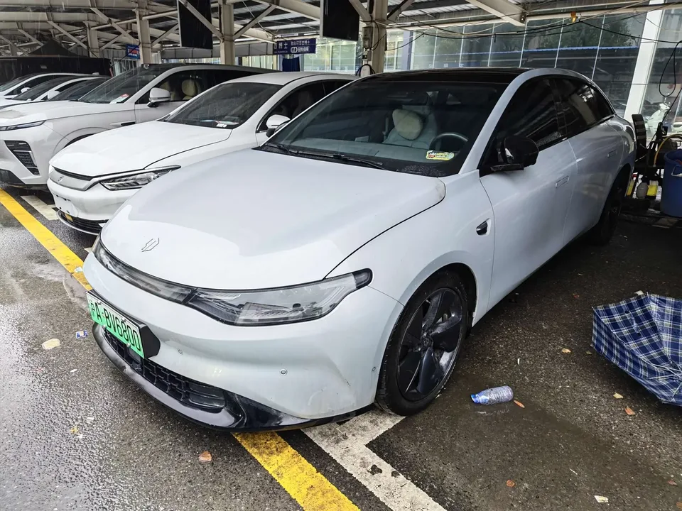 Leapmotor Zero running C01 Zero running C01 2022 Rear-wheel drive long-range version 2023 — photo 1, buy with delivery to Moscow