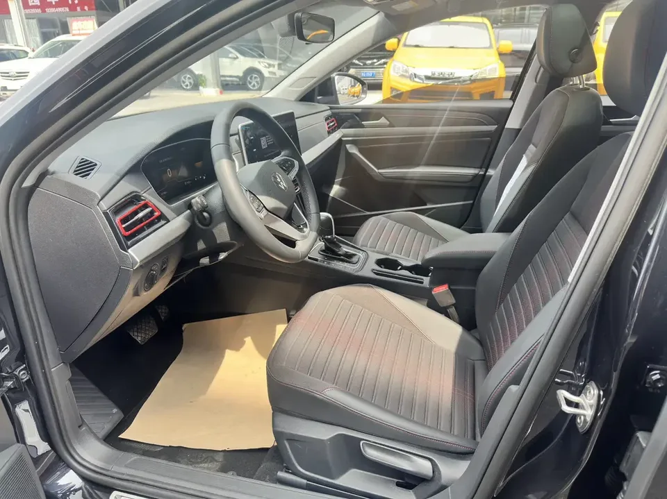 Volkswagen Lavida Lavida 2024 300TSI DSG Starry Sky Edition 2024 — thumbnail 4