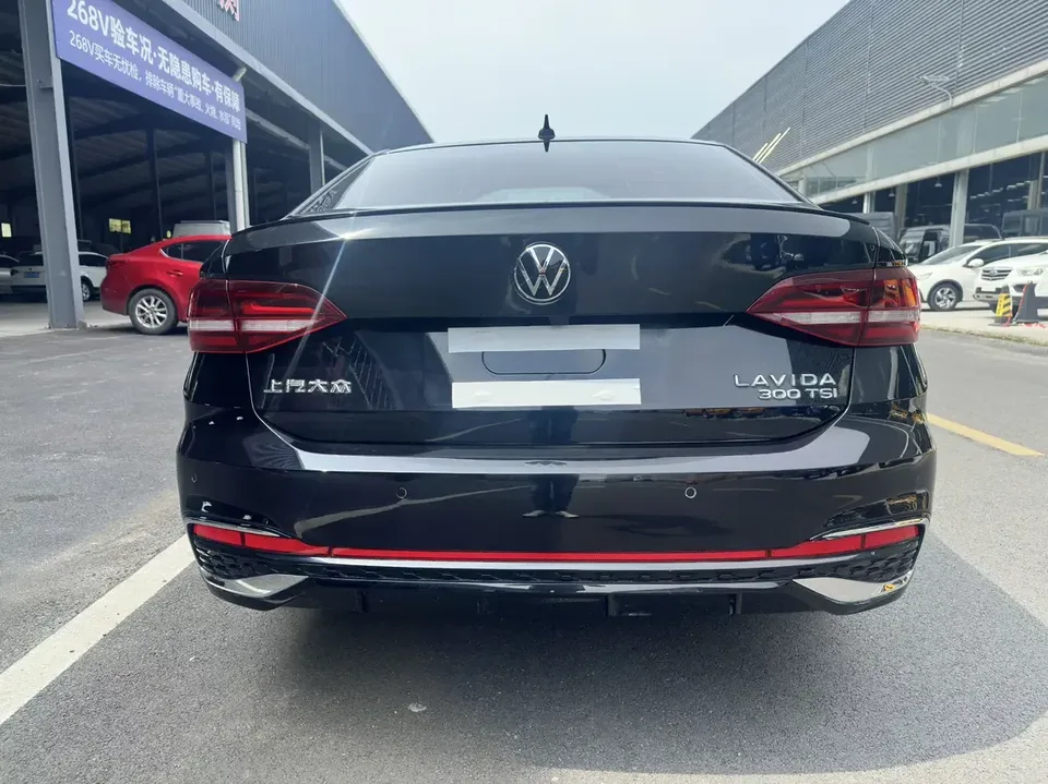 Volkswagen Lavida Lavida 2024 300TSI DSG Starry Sky Edition 2024 — thumbnail 5