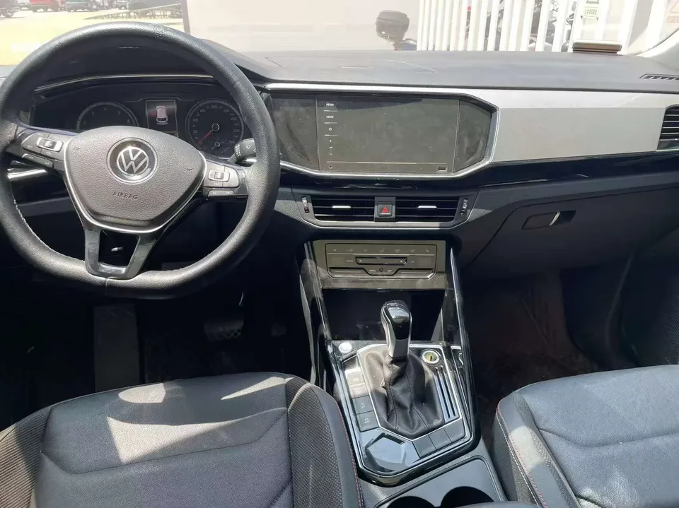 Volkswagen Tayron Tanyue 2022 280TSI 2WD Luxury Smart Edition 2022 — thumbnail 2