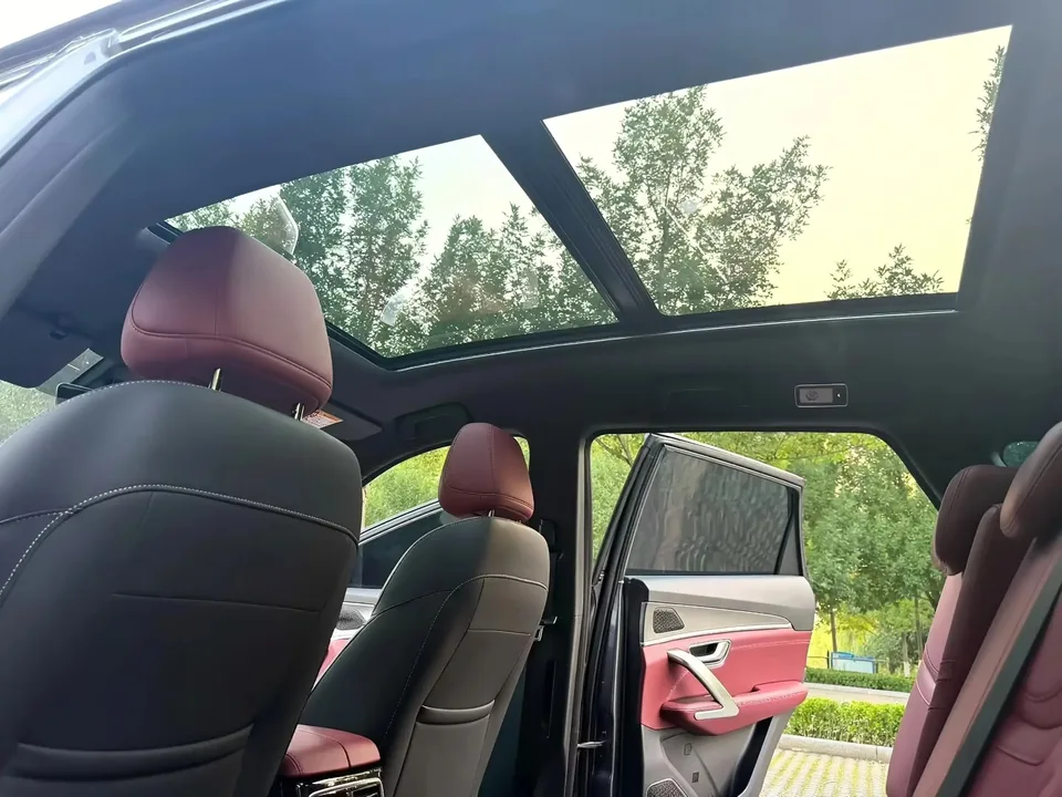 Jetour Jietu X70 PLUS Jietu X70 PLUS 2025 Champion Edition 1.5T DCT Champion MAX+ 7 Seaters 2024 — thumbnail 3