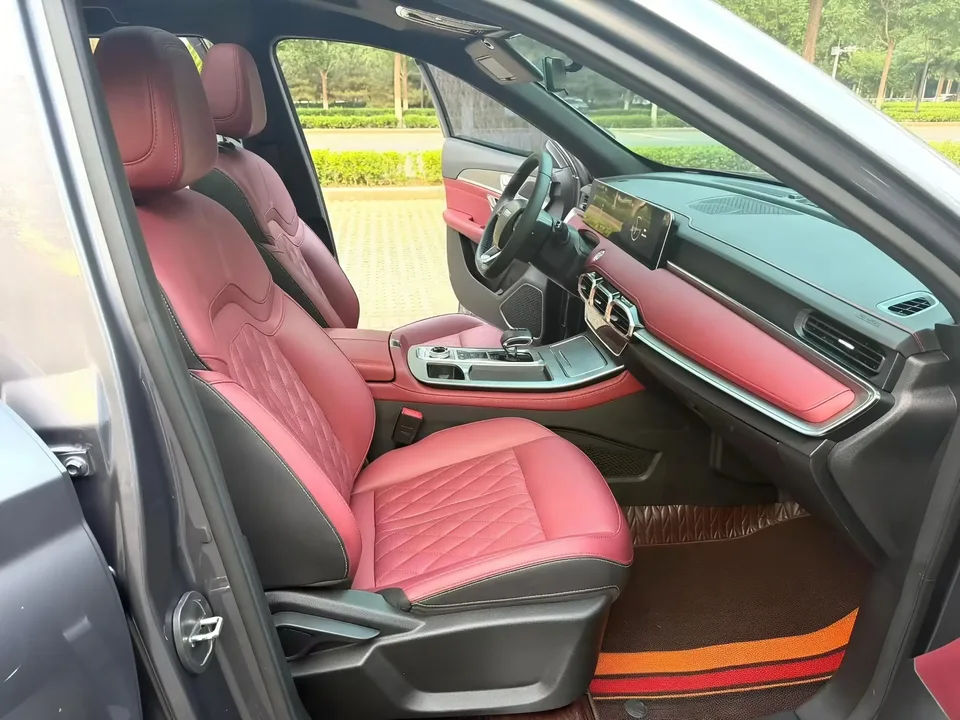 Jetour Jietu X70 PLUS Jietu X70 PLUS 2025 Champion Edition 1.5T DCT Champion MAX+ 7 Seaters 2024 — thumbnail 5