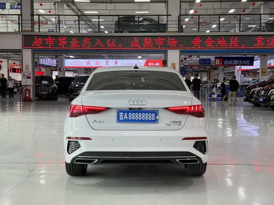 Audi A3 Audi A3 2023 A3L Limousine 35 TFSI facelift: stylish and sporty 2023 — thumbnail 2