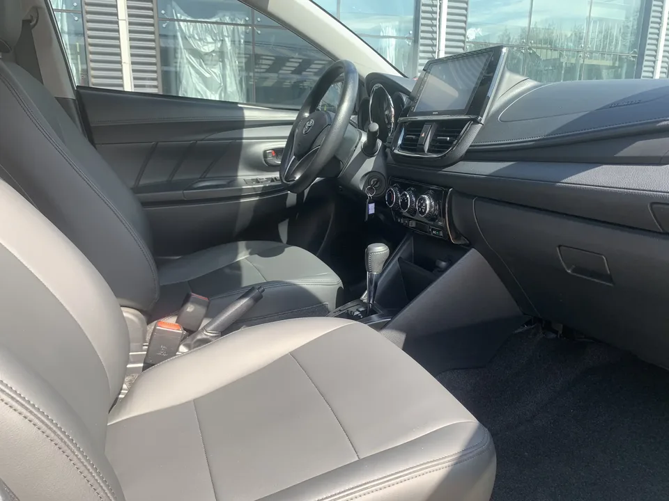Toyota Vios FS Vios FS 2022 1.5L CVT Fengchi CARE Edition 2022 — thumbnail 3