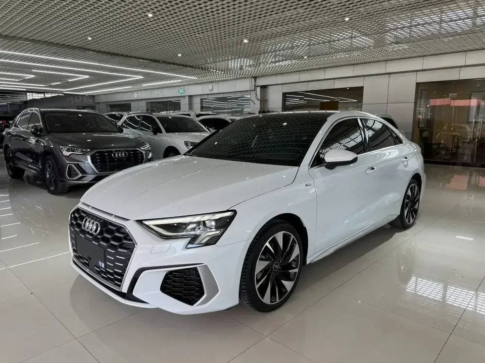 Audi A3 Audi A3 2022 A3L Limousine 35 TFSI Stylish Sports 2022 — фото 1, купить с доставкой в Москву