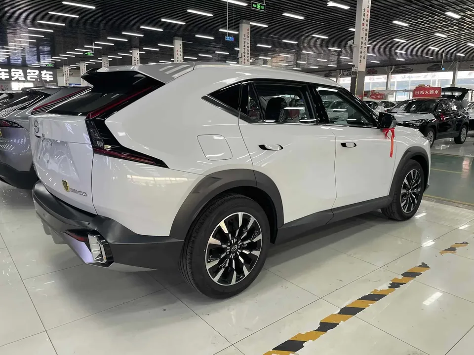 GAC Trumpchi Empow shadowcool 2022 1.5T Supernova Pro Edition 2025 — thumbnail 2