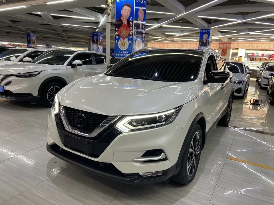 Nissan Qashqai Qashqai 2022 2.0L XV Prem. Deluxe Edition 2022 — photo 1, buy with delivery to Moscow
