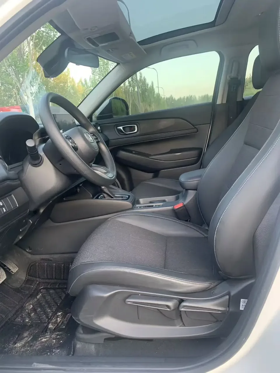 Honda VEZEL Binzhi 2023 1.5L CVT Technology Edition 2023 — thumbnail 5