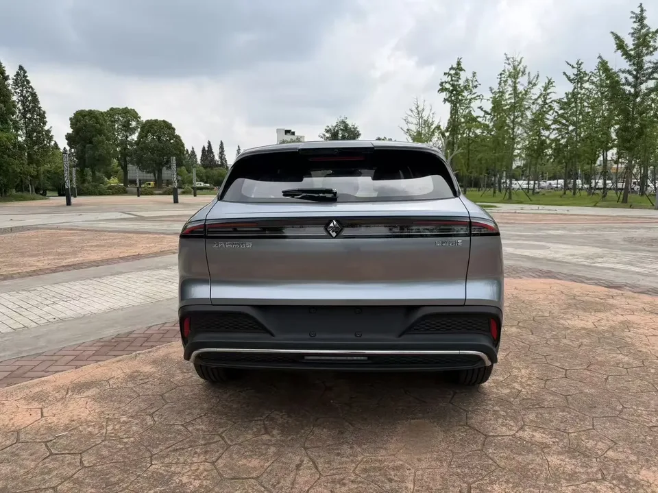 Baojun Yunhai PHEV Baojun Yunhai PHEV 2024 140km Plug-in Hybrid 2024 — миниатюра 2