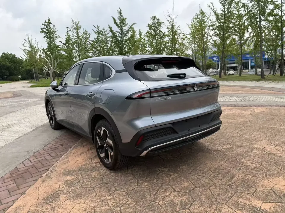Baojun Yunhai PHEV Baojun Yunhai PHEV 2024 140km Plug-in Hybrid 2024 — thumbnail 4