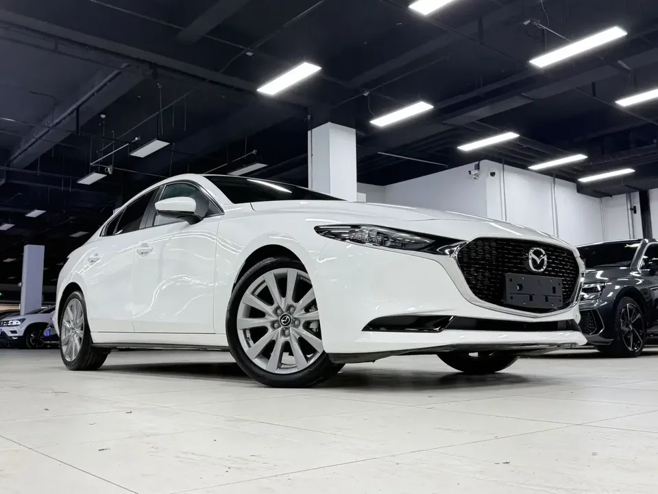 Mazda Axela Mazda3 Angkesela 2022 2.0L Automatic Quality Edition 2022 — thumbnail 4