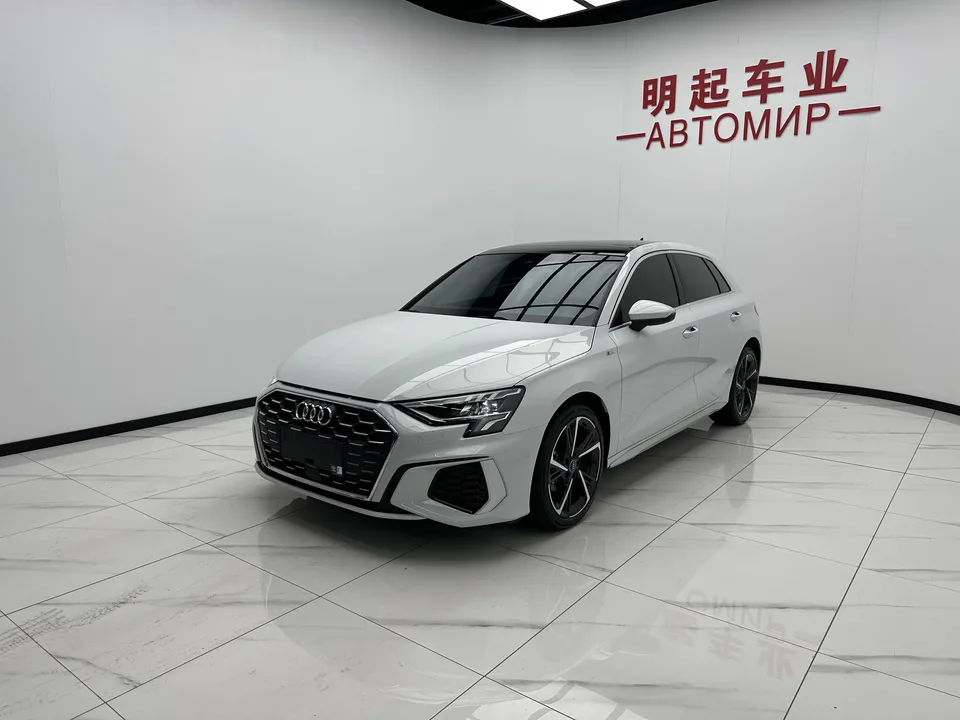 Audi A3 Audi A3 2023 Sportback 35 TFSI Stylish and sporty 2023 — thumbnail 3